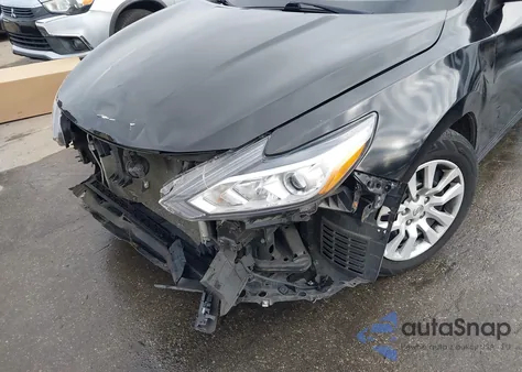 2018 Nissan Altima 2.5 S z USA, uszkodzony, nr VIN 1N4AL3APXJC288091